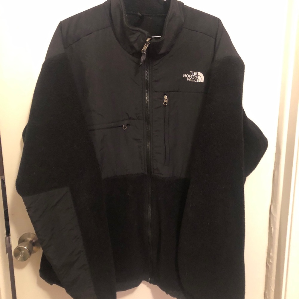 THE NORTH FACE MENS JACKET